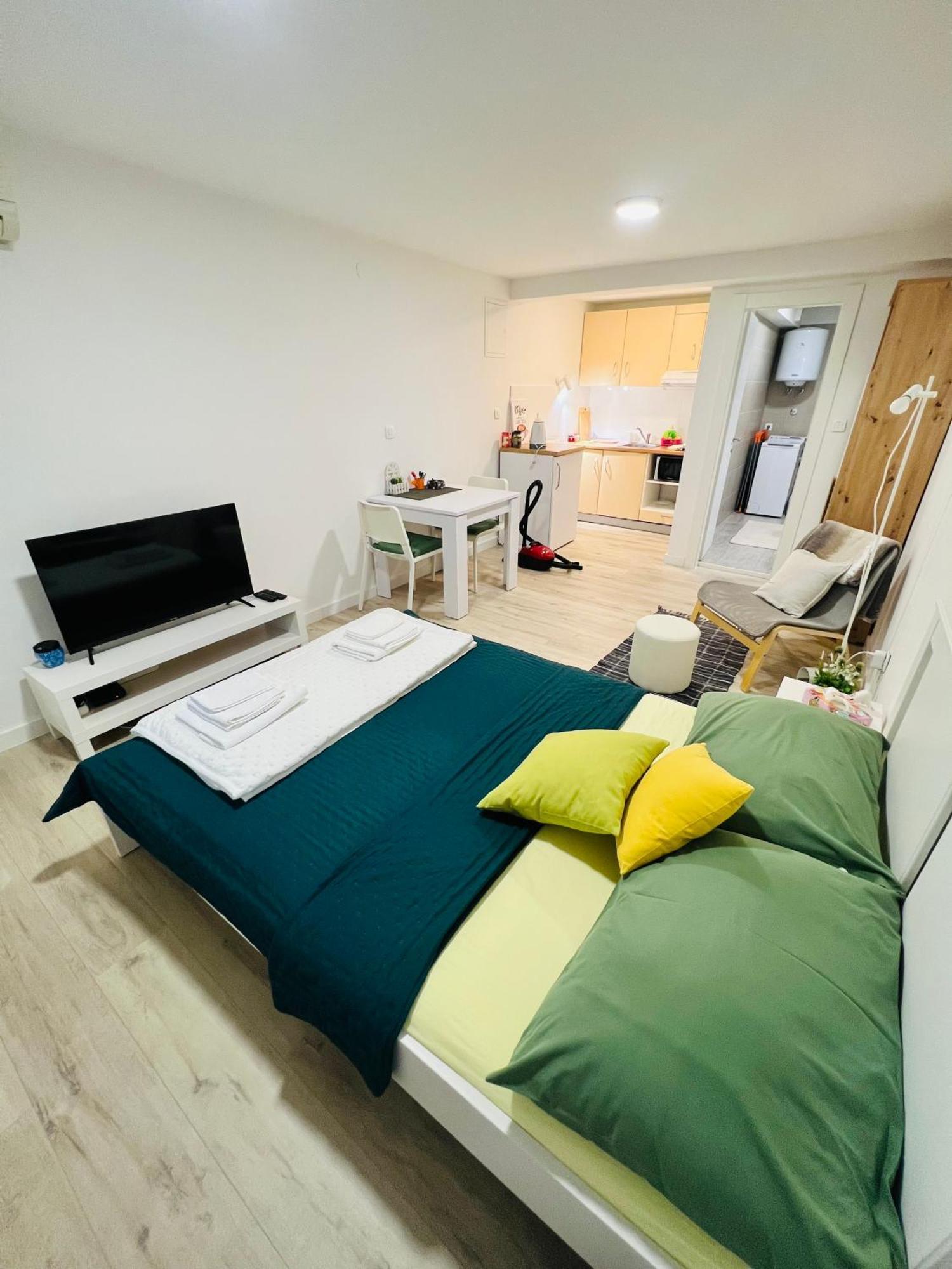 Central Moon Apartment No.2 Split Buitenkant foto